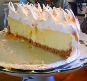 south african style lemon meringue pie | The Catamaran Gurus south african style lemon meringue pie