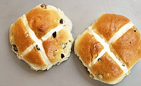 hot cross buns