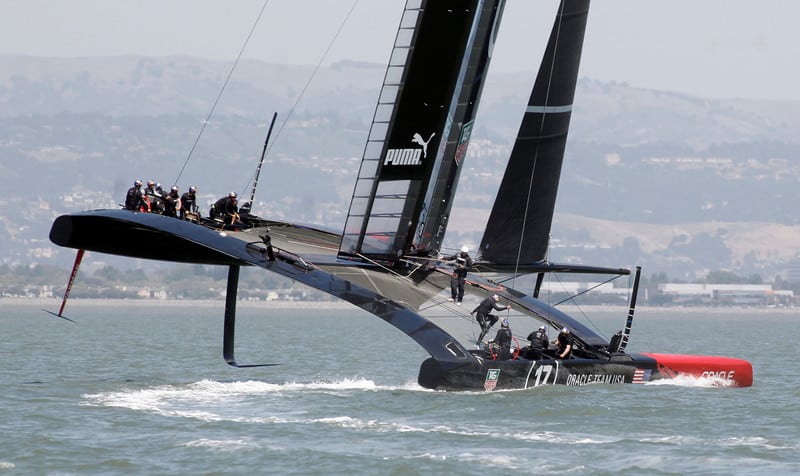 americas cup racing boat