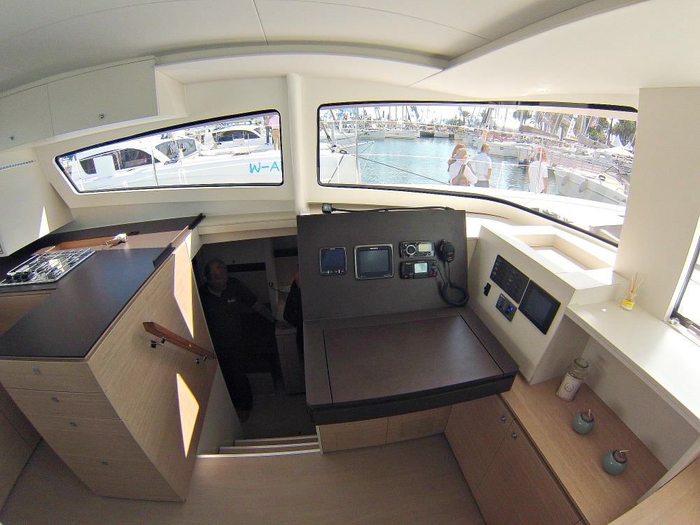 catana bali 4.5 navigation station