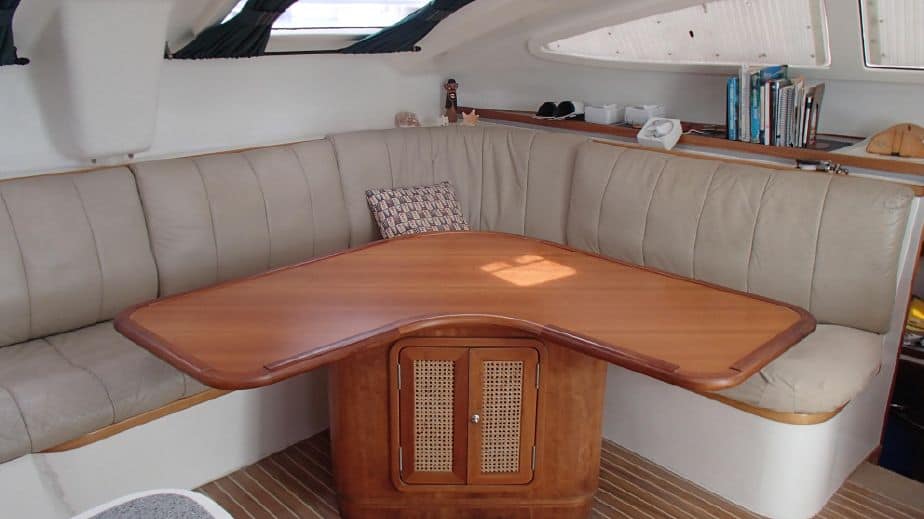 saloon | The Catamaran Gurus