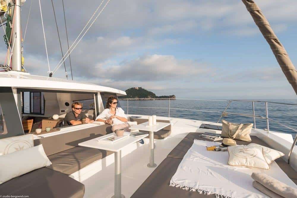 Bali40 fwd deck