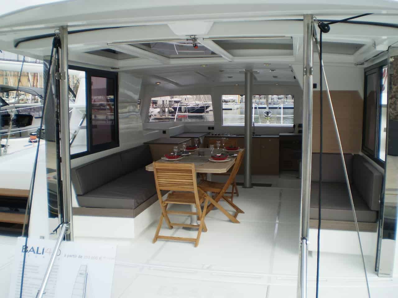 Bali 40 salon