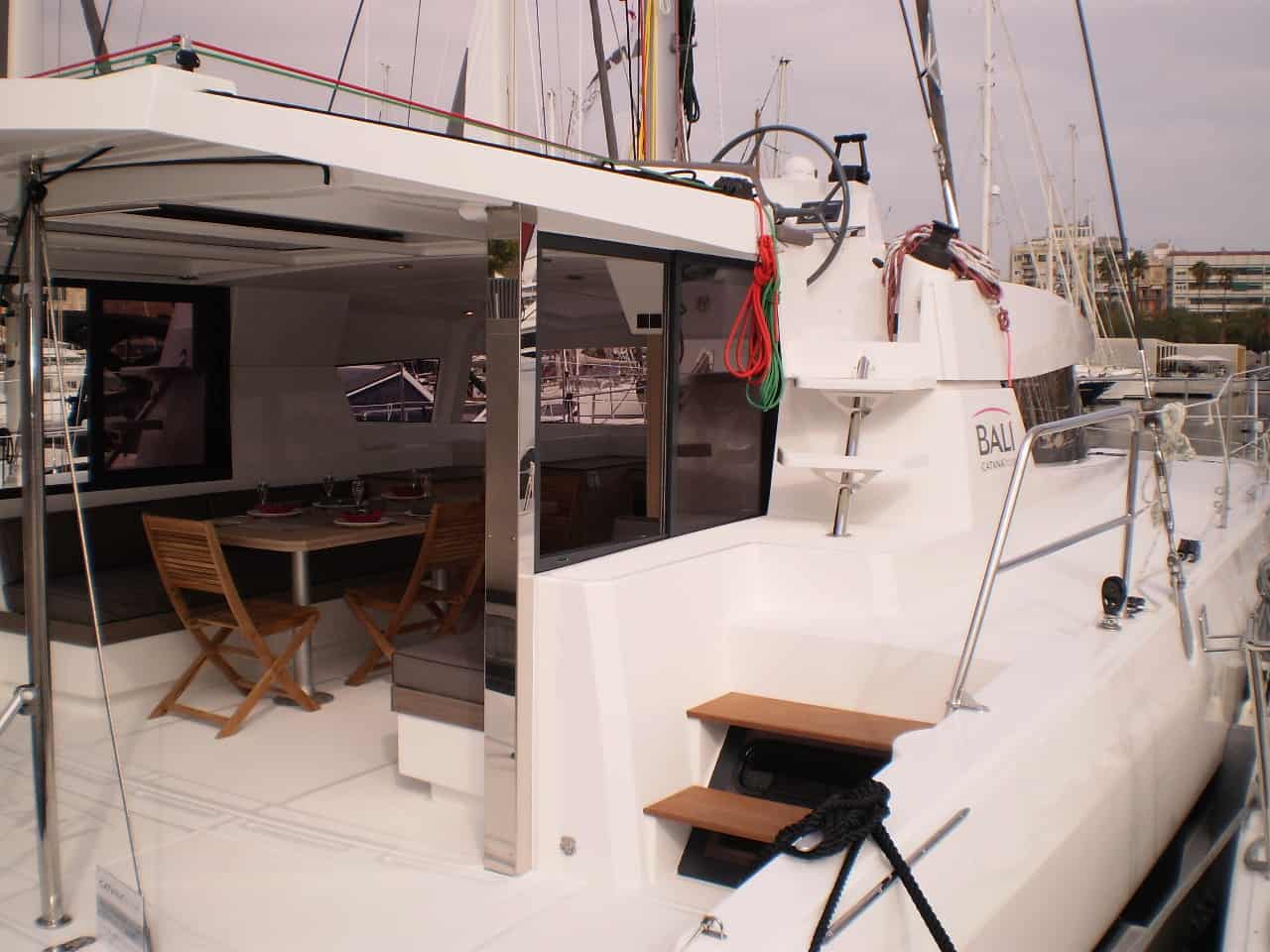 Bali40 side