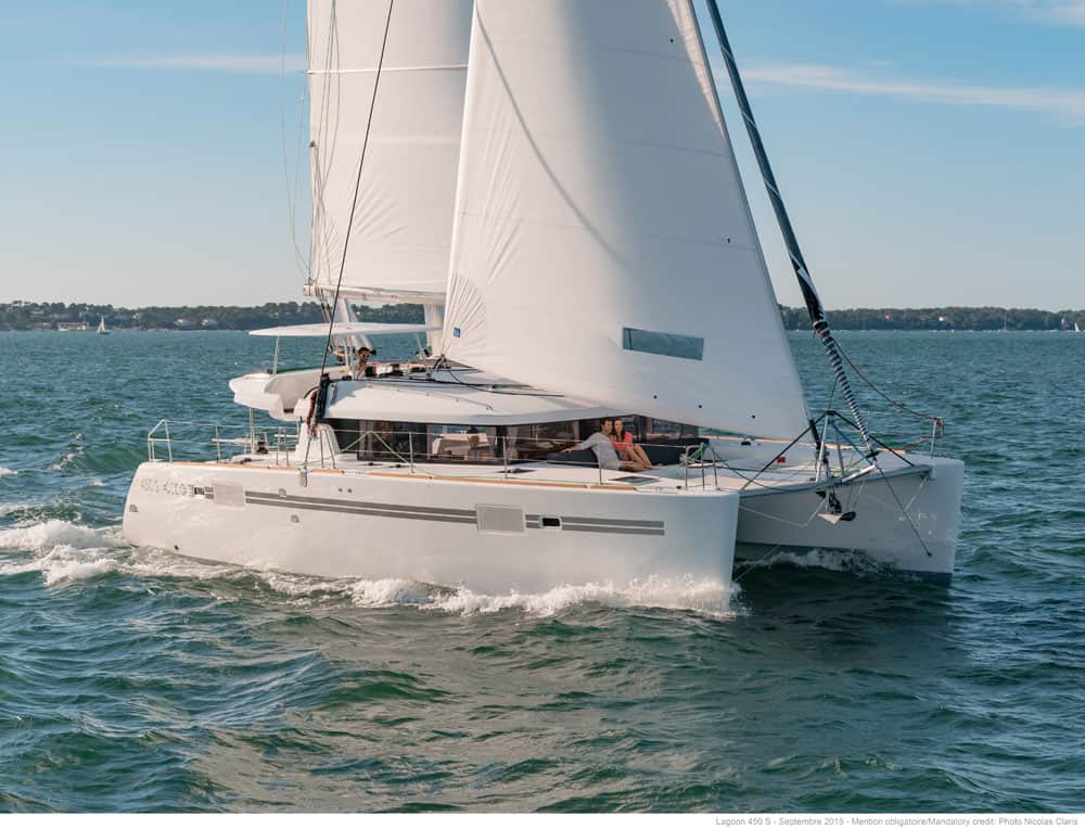 Lagoon450S sailing