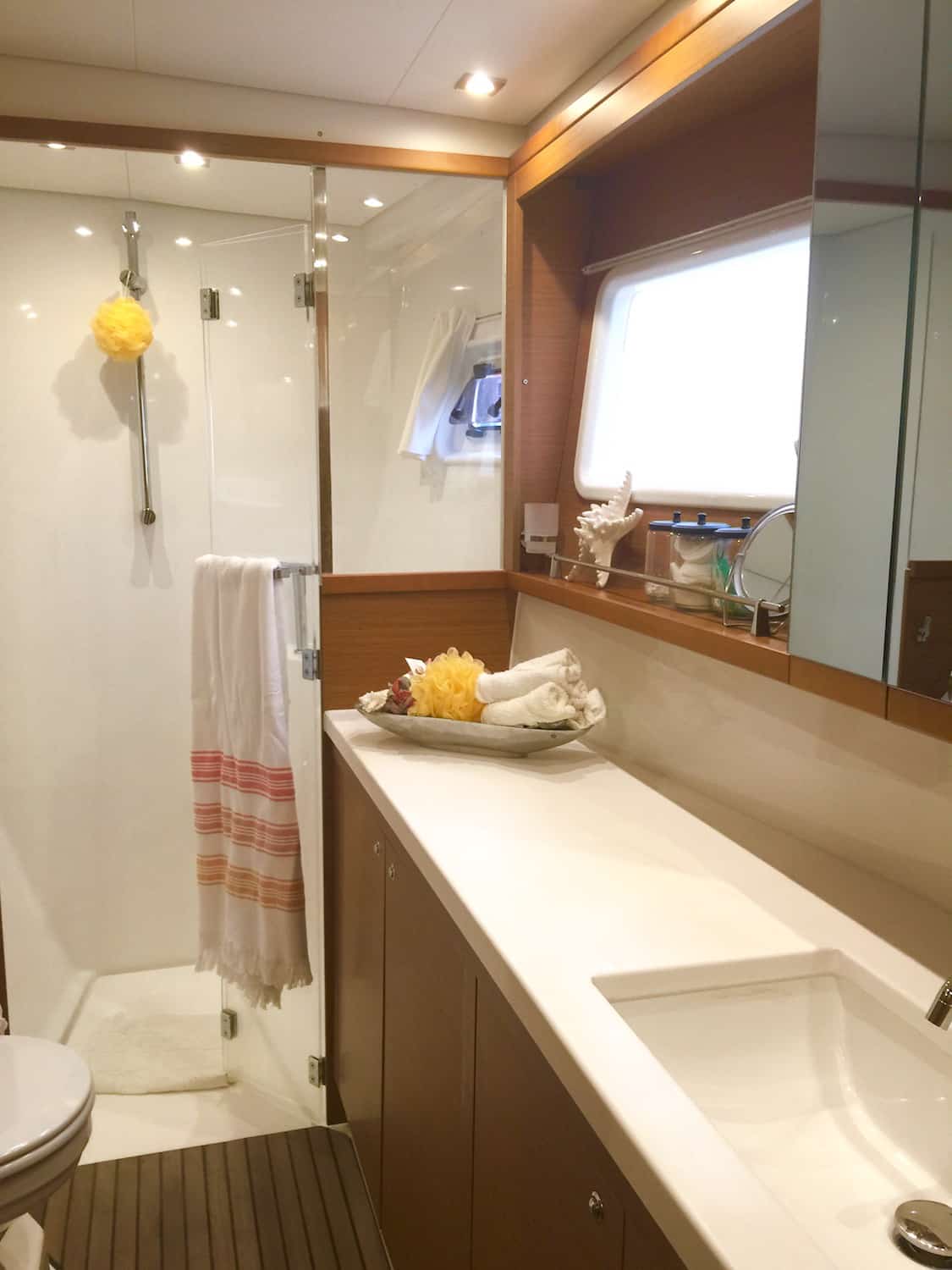 Main bathroom