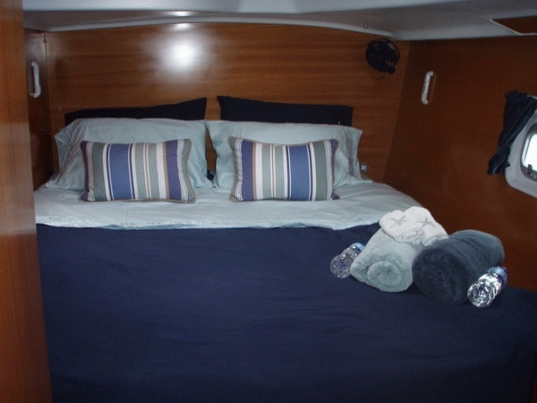 Lagoon380 cabin