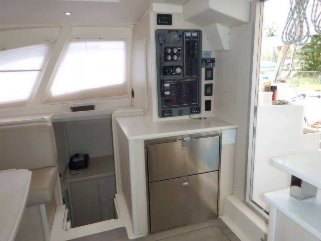 Main Saloon Galley 2