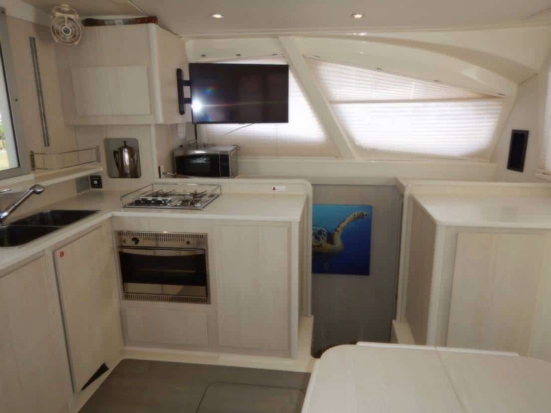 Main Saloon Galley 3