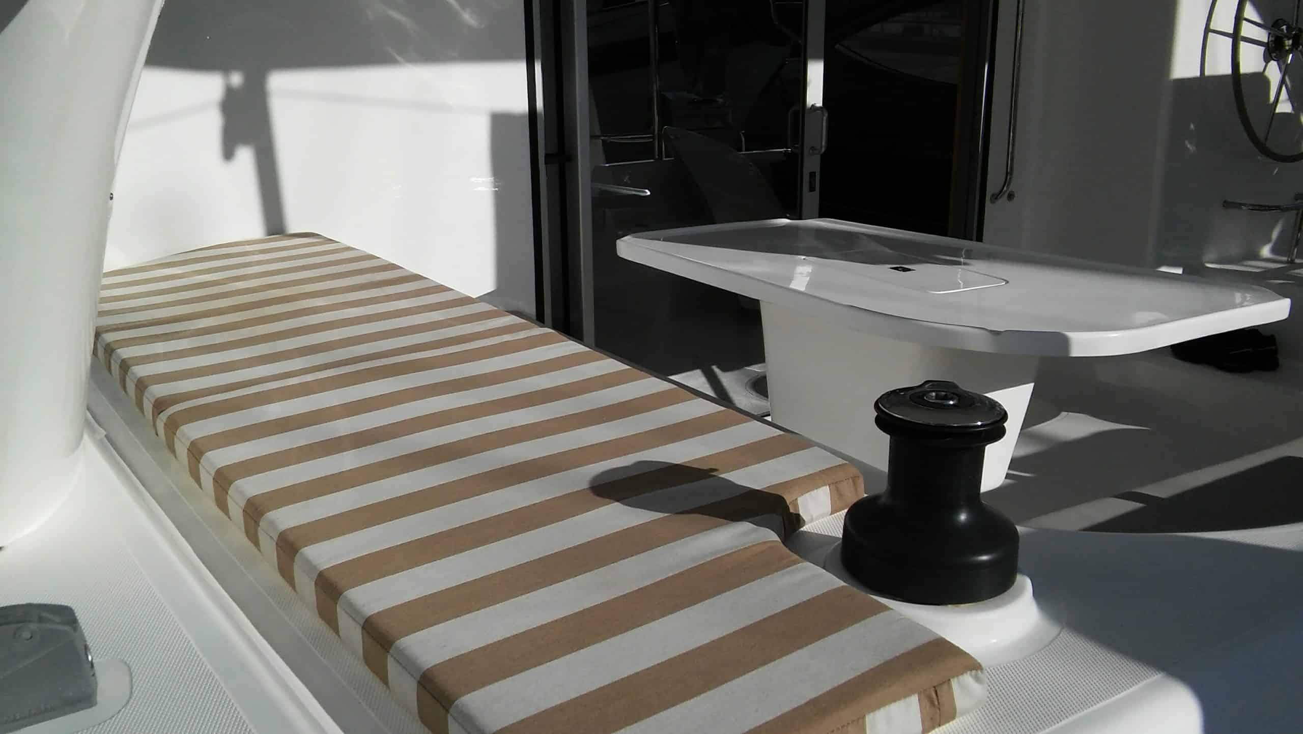 Admiral 40 cockpit table