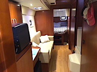 Leopard 44 owners suite
