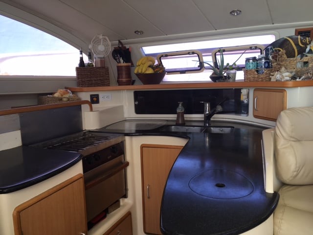 fsbo 2006 leopard 43 galley