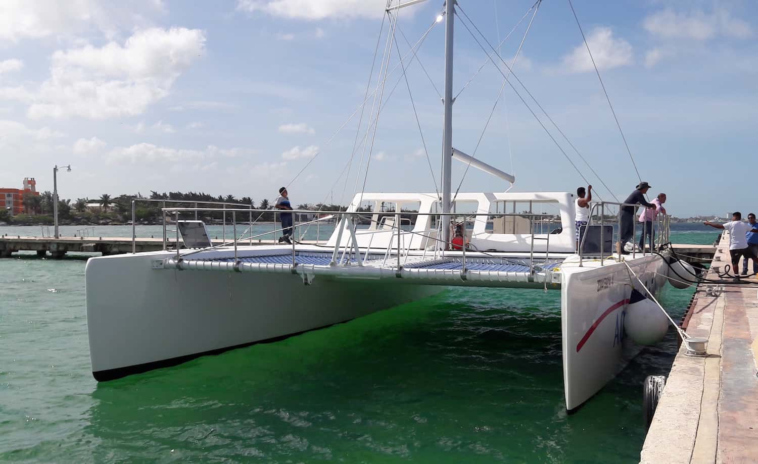 Contoy catamaran 65 front