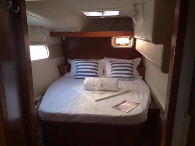 2008 leopard 46 cabin