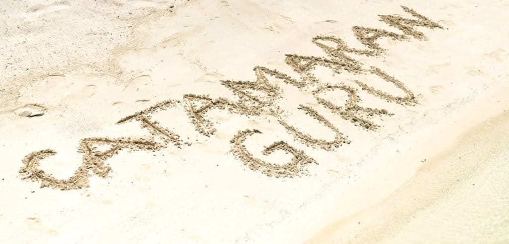 Catamaran guru sand