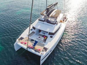 Bali 5.4 foredeck