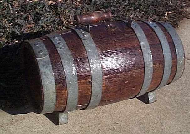 Grog barrel