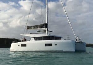 | The Catamaran Gurus 2018 lagoon 42 starboard profile