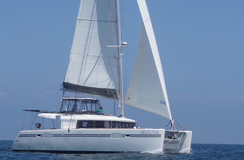 2016 Lagoon 450F Catamaran for Sale | Mexico | Catamaran Brokers