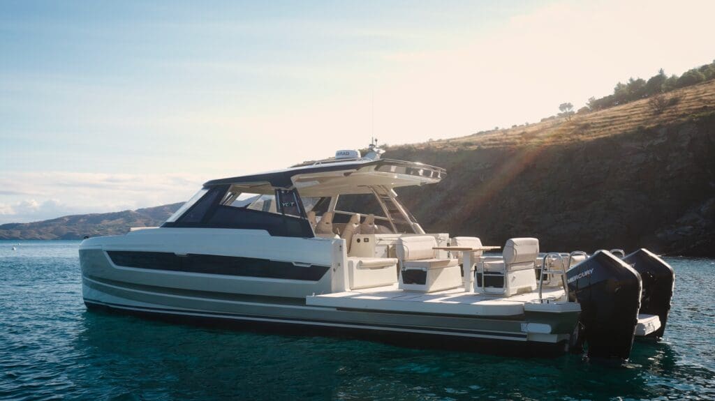 yot 41 power catamaran